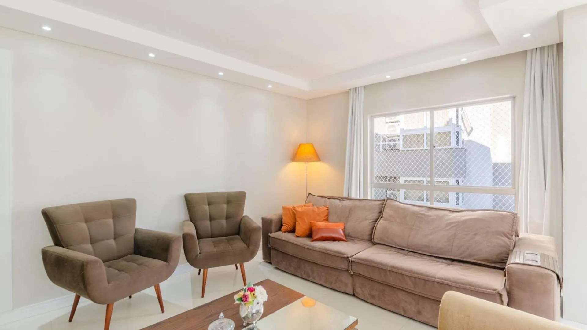Apartamento Pe Na Areia - 1 Min Da Praia Central Балнеариу-Камбориу Апартаменты